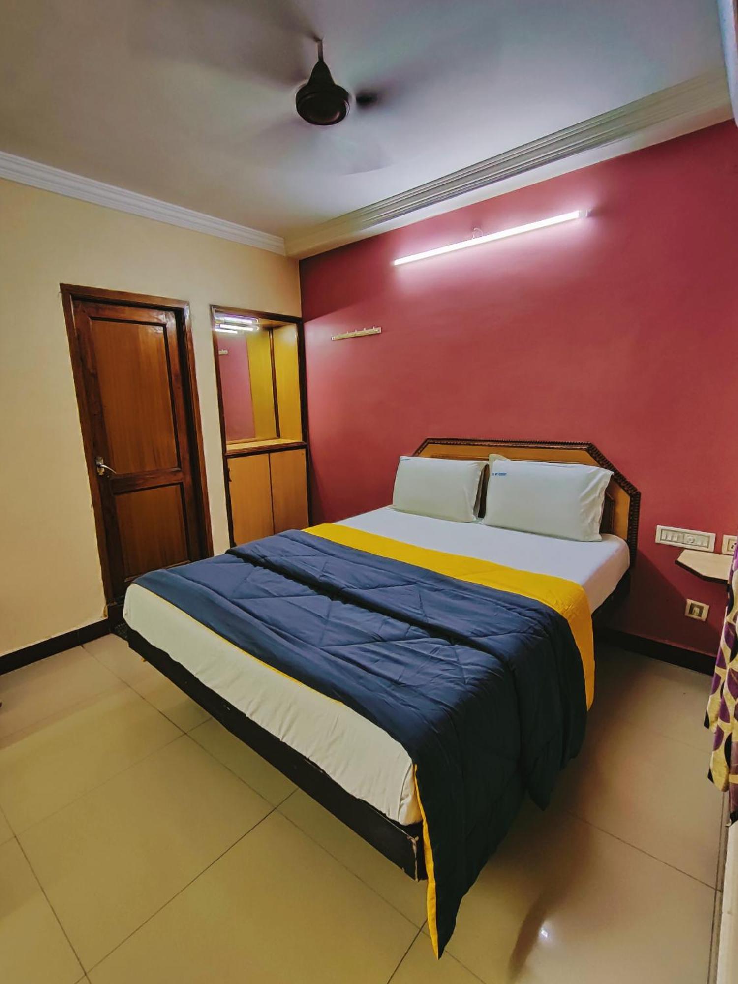 Hotel Dkr Residency Τιρουπάτι Δωμάτιο φωτογραφία