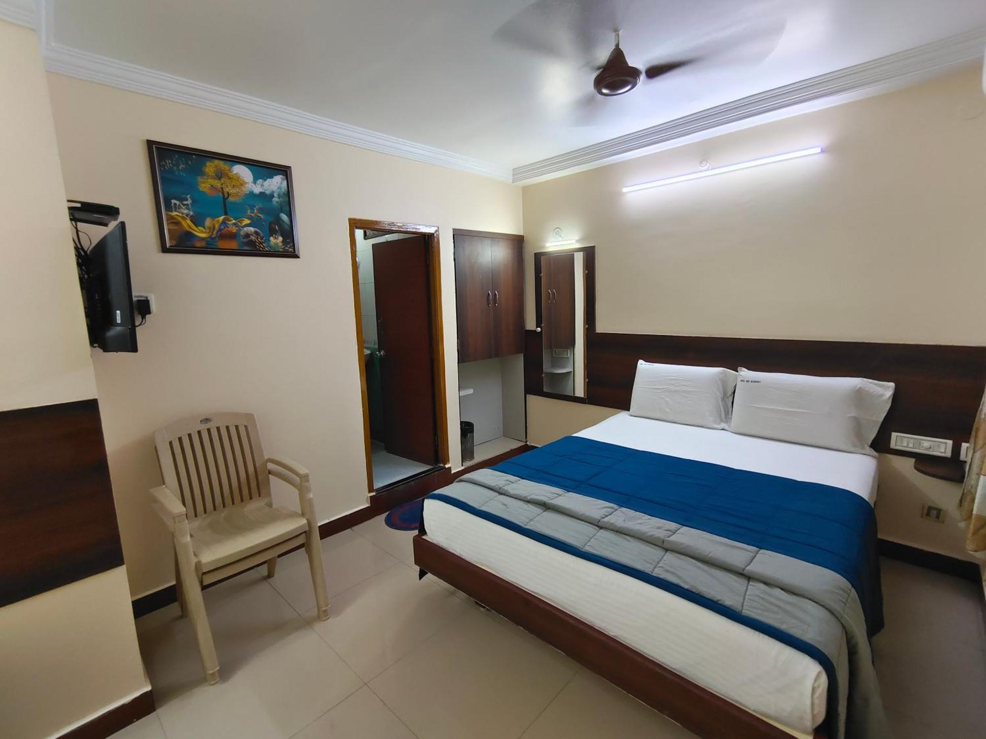 Hotel Dkr Residency Τιρουπάτι Εξωτερικό φωτογραφία