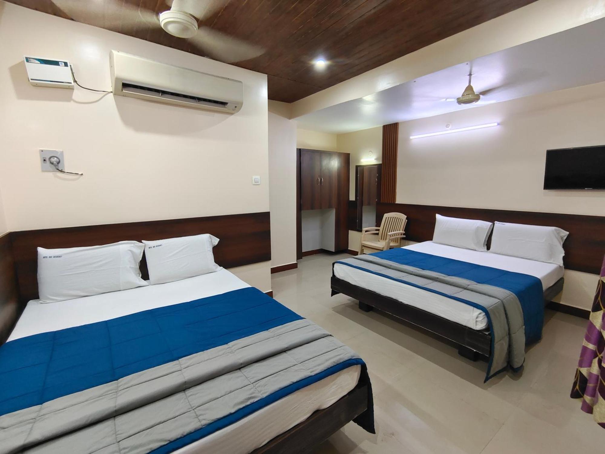Hotel Dkr Residency Τιρουπάτι Εξωτερικό φωτογραφία